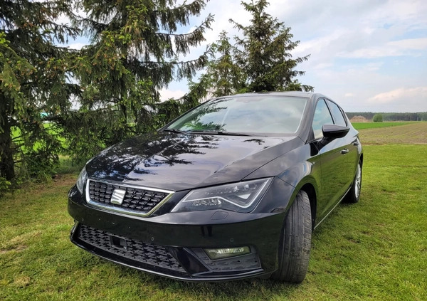 Seat Leon cena 52500 przebieg: 104638, rok produkcji 2018 z Wschowa małe 121